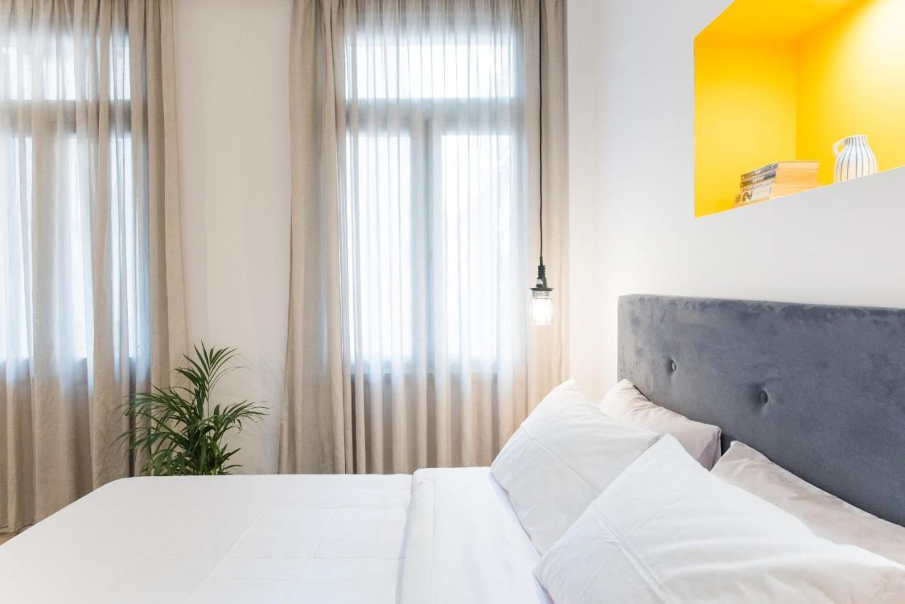 Monk Monastiraki Suites Athén Kültér fotó